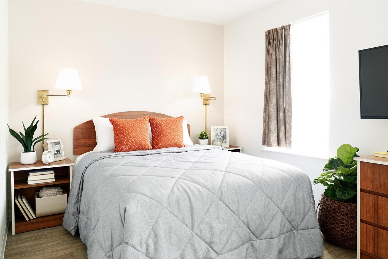 Intown Suites Extended Stay Oklahoma Ok - Edmond Bagian luar foto